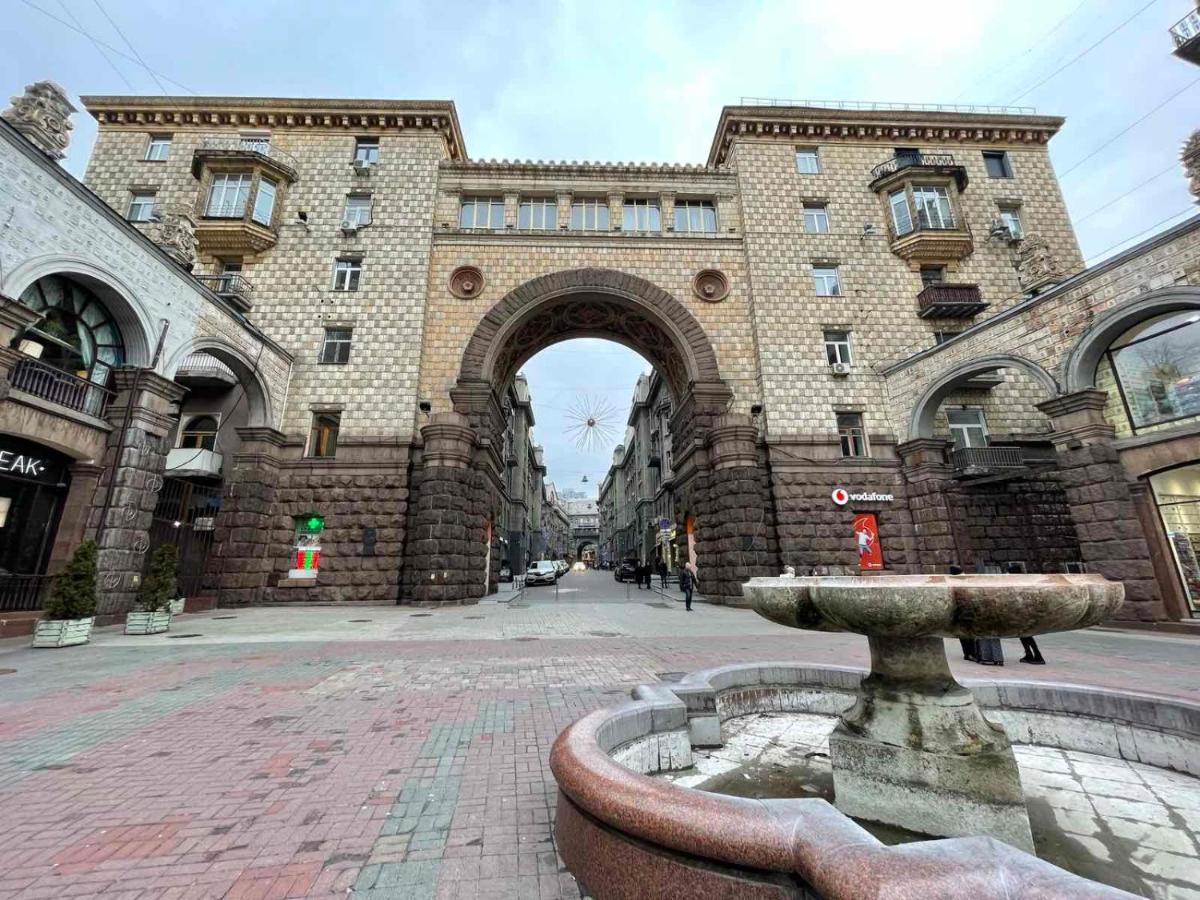Amazing Passage Apartments Kyiv Exterior photo