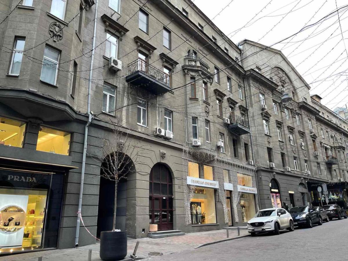 Amazing Passage Apartments Kyiv Exterior photo